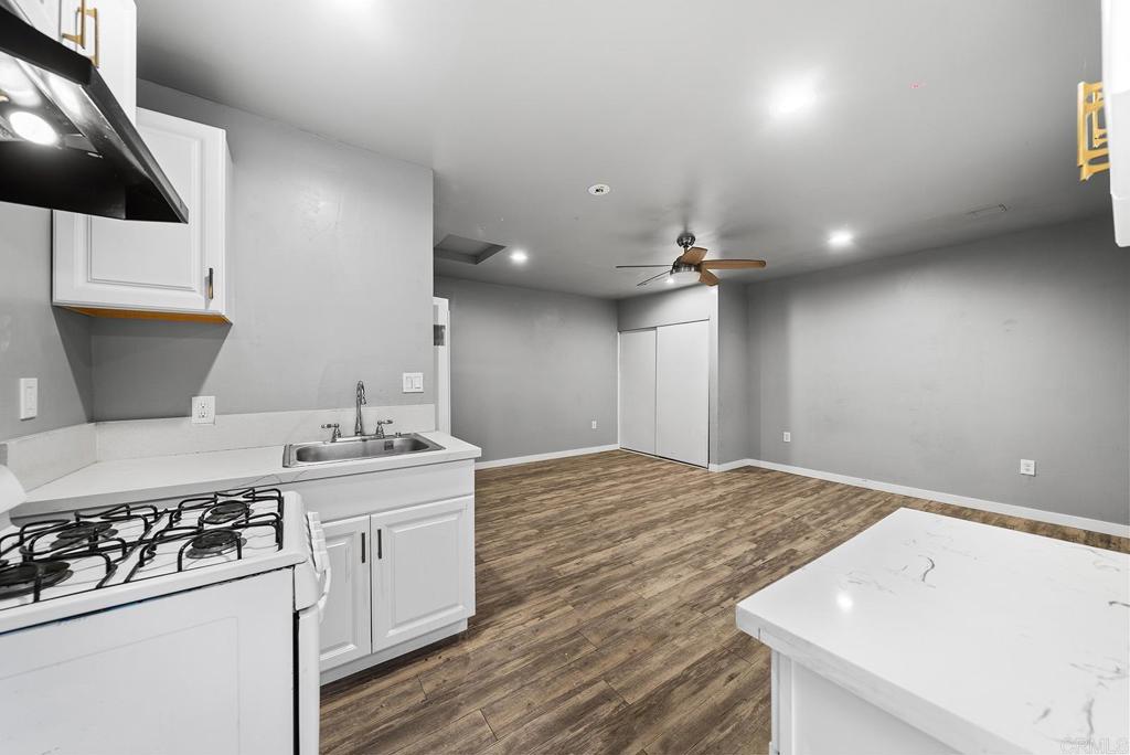 0B244Bc9 F19B 4693 9492 220F1Daef203 194 Corte Helena Avenue, Chula Vista, Ca 91910 &Lt;Span Style='BackgroundColor:transparent;Padding:0Px;'&Gt; &Lt;Small&Gt; &Lt;I&Gt; &Lt;/I&Gt; &Lt;/Small&Gt;&Lt;/Span&Gt;