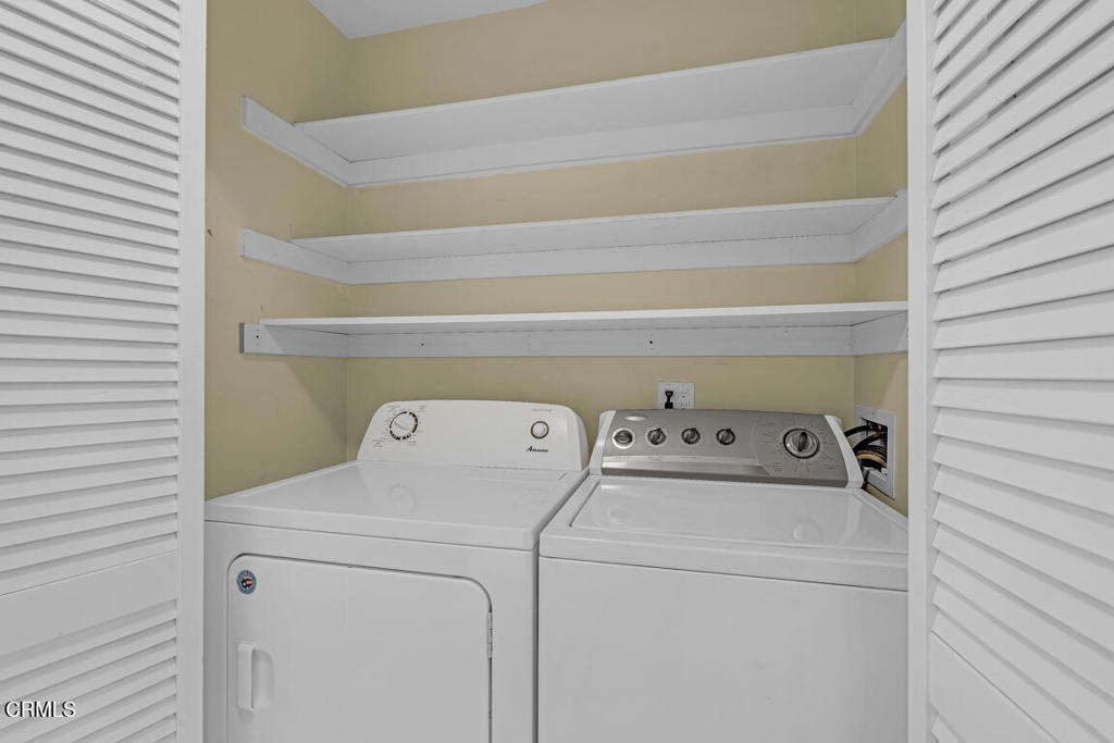 https://media.crmls.org/mediaz/0b24887c-ab1c-44c9-bc96-3bea9085701e.jpg?preset=X-Large