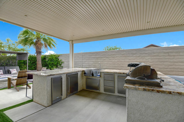 33 Magnum, Rancho Mirage, CA 92270