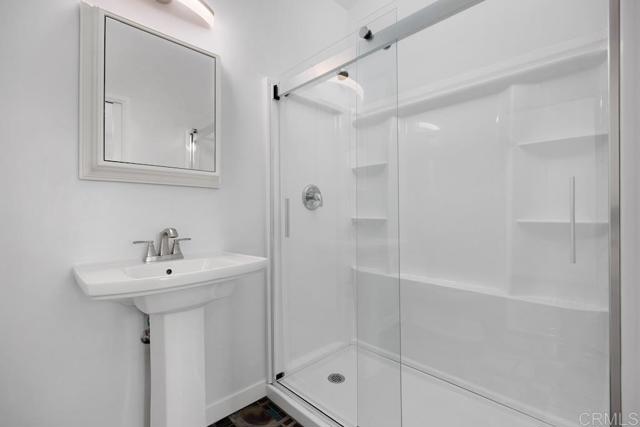 Detail Gallery Image 26 of 36 For 1583 Avenida De Los Lirios, Encinitas,  CA 92024 - 4 Beds | 3 Baths