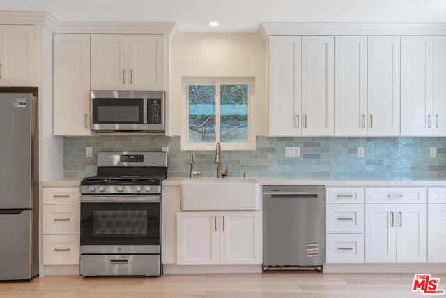 4632 Mioland Drive, Los Angeles CA: https://media.crmls.org/mediaz/0b265f1e-d9cc-4e98-b263-93ce91087497.jpg