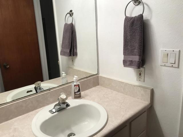 4819 Ingraham St, San Diego CA: https://media.crmls.org/mediaz/0b26e043-4831-496f-9274-0c098373db03.jpg
