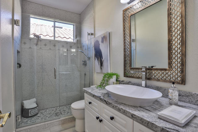Image 37 of 63 For 42725 Turqueries Avenue