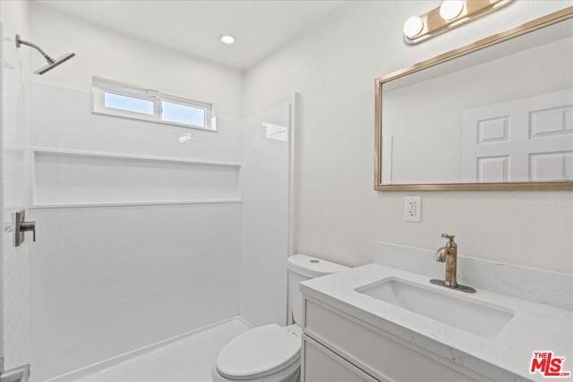 Image 6 of 28 For 4504 Menlo Avenue