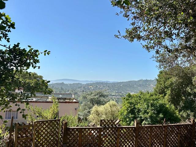 1920 Oak Knoll Drive, Belmont CA: https://media.crmls.org/mediaz/0b27d911-6674-43ed-96cf-56e107a67230.jpg
