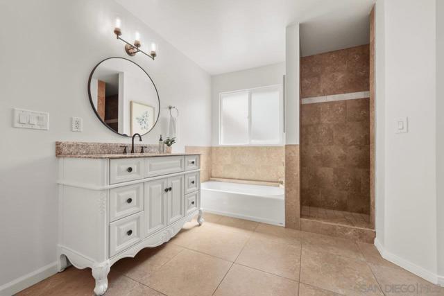 9335 Telkaif St, Lakeside CA: https://media.crmls.org/mediaz/0b284586-9735-449f-a443-7e6d8ec48350.jpg