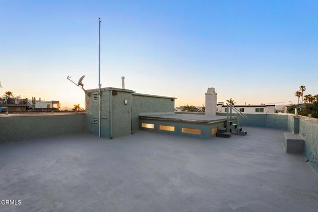 Detail Gallery Image 33 of 45 For 124 San Clemente Ave, Oxnard,  CA 93035 - 3 Beds | 3 Baths