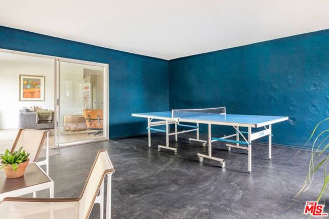 702 Cavanagh Road, Glendale CA: https://media.crmls.org/mediaz/0b28cab8-6a7d-4cb4-bee8-b2e7367842b2.jpg