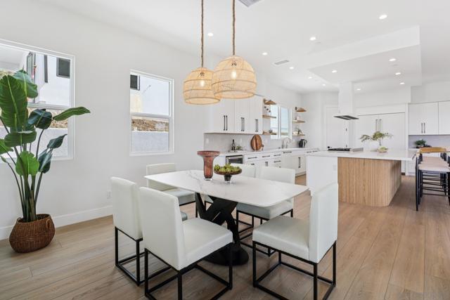 1850 Illion St, San Diego CA: https://media.crmls.org/mediaz/0b28cb8e-3364-48a1-89fb-2bbb14f0f5f0.jpg