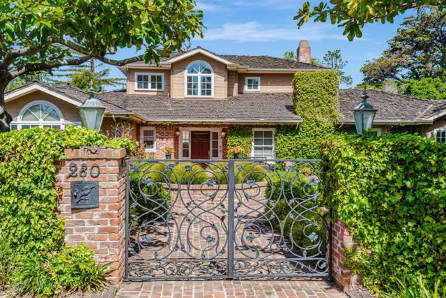 280 Uplands Drive, Hillsborough CA: https://media.crmls.org/mediaz/0b29712a-1794-493a-8187-e66a896ae7eb.jpg