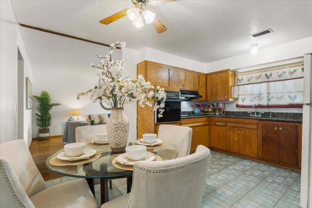 386 Heath Street, Milpitas CA: https://media.crmls.org/mediaz/0b2a4451-1a57-418d-8ed3-0381e1ef14bd.jpg