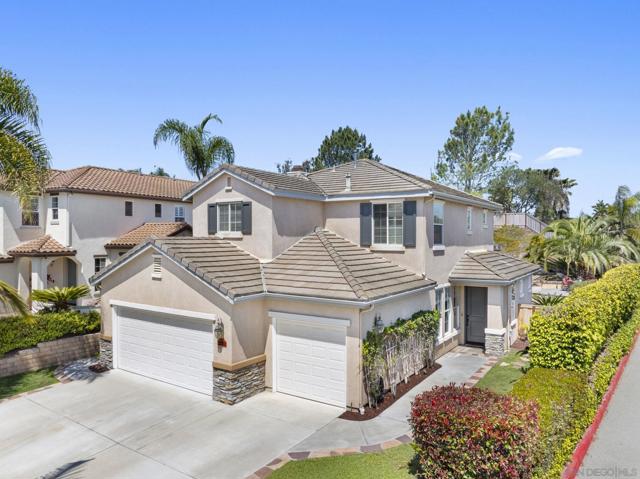 1266 Mariposa Rd, Carlsbad CA: https://media.crmls.org/mediaz/0b2a4d51-1bca-4325-a2f1-799619a49775.jpg