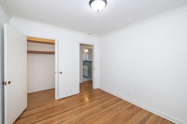 510 Valencia Drive, Los Altos CA: https://media.crmls.org/mediaz/0b2b05e0-d0fc-4027-b57b-5d48855c480f.jpg