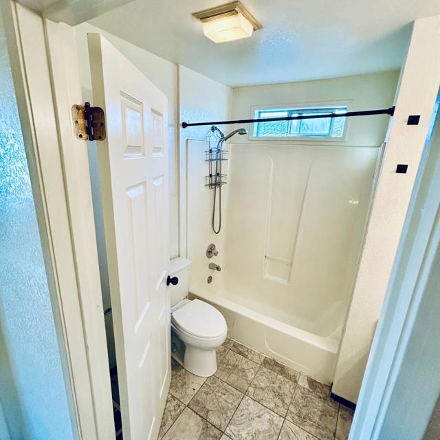 5822 E 16th Street, Oakland CA: https://media.crmls.org/mediaz/0b2bd0cd-45ca-4ea4-bb4b-db1fd56adaa0.jpg