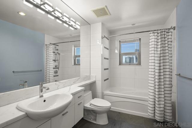 575 6th Avenue, San Diego CA: https://media.crmls.org/mediaz/0b2c03b5-247f-4ffa-84c6-edb9b00c049a.jpg