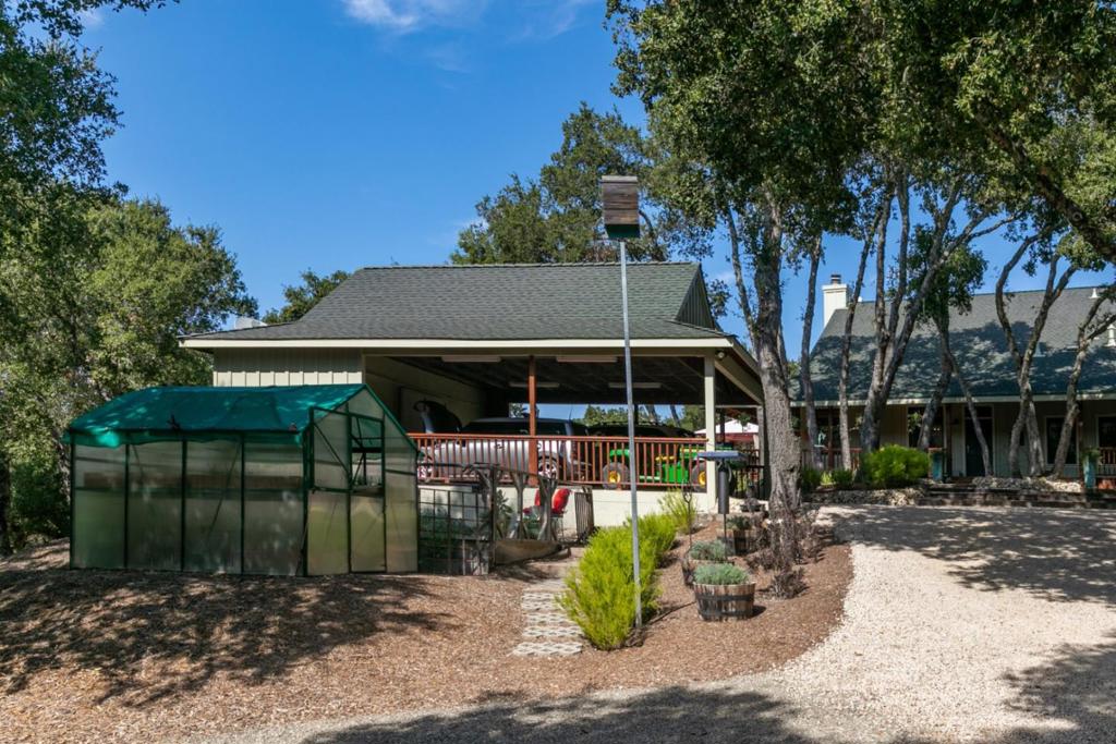 MLS #ML82011738 image #61