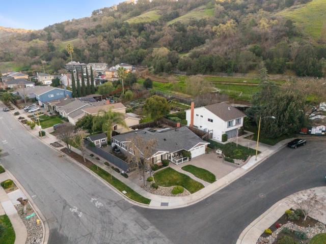 Image 29 of 35 For 6204 Valley Glen Court