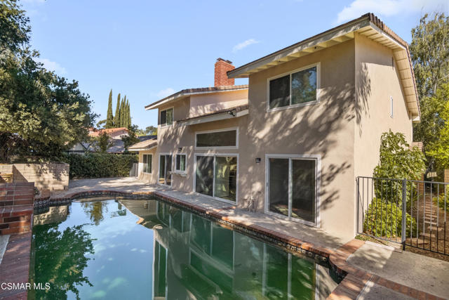 681 Triunfo Canyon Road, Westlake Village CA: https://media.crmls.org/mediaz/0b2d8887-cdde-4ee3-b0a7-af1c721d59da.jpg