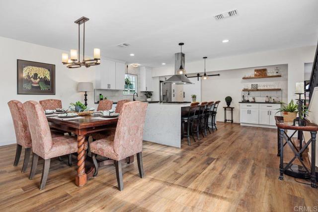 4814 Refugio Avenue, Carlsbad CA: https://media.crmls.org/mediaz/0b2dad5a-788c-4dee-841e-df0b62d15441.jpg