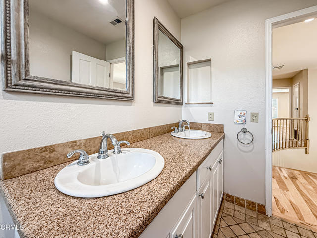 Detail Gallery Image 36 of 74 For 29251 Fountainwood, Agoura Hills_2,  CA 91301 - 4 Beds | 3/1 Baths