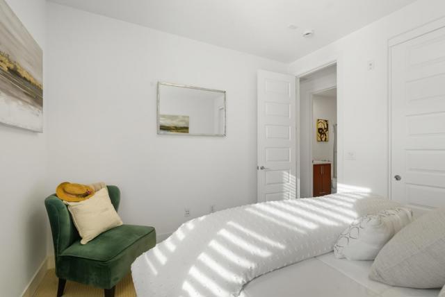 528 Odyssey Lane, Milpitas CA: https://media.crmls.org/mediaz/0b2ebdfb-54c9-459e-9f6a-957552abde16.jpg