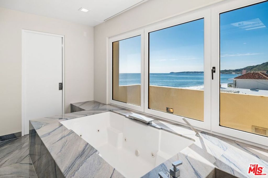 MLS #26984513 image #16