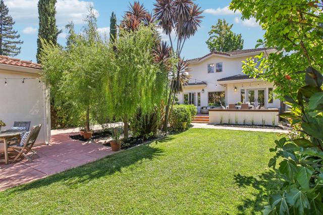 274 Princeton Road, Menlo Park CA: https://media.crmls.org/mediaz/0b2fb7ef-8d3f-4fcf-92d4-ea2abfc79d3a.jpg
