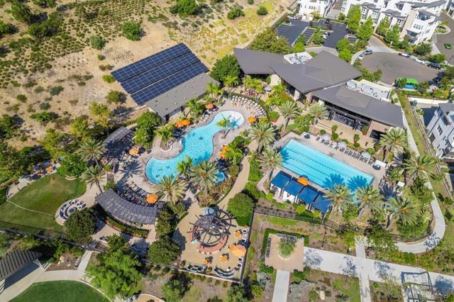 3051 Marquee Way, San Diego CA: https://media.crmls.org/mediaz/0b304f00-4453-443b-ad2f-594a404a85ae.jpg