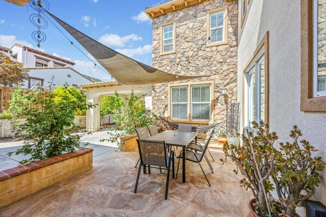 7632 Braid Court, Gilroy CA: https://media.crmls.org/mediaz/0b316a71-d45f-43aa-b492-f93e31022a2f.jpg