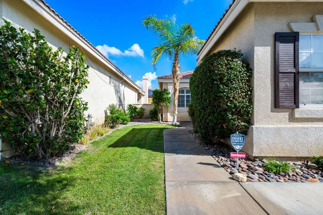 82620 Hamilton Court, Indio CA: https://media.crmls.org/mediaz/0b323a90-49a7-40fe-a143-771a9576dce1.jpg