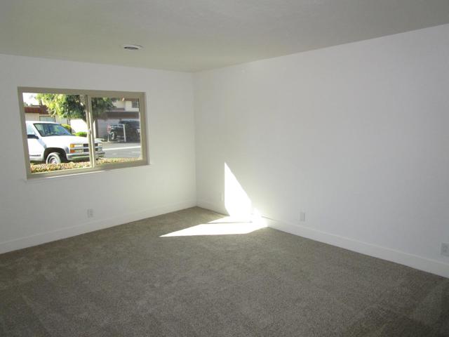 25 Villa Pacheco Court, Hollister CA: https://media.crmls.org/mediaz/0b327b9e-1130-40f3-a6c4-fd86e2e5ad0a.jpg