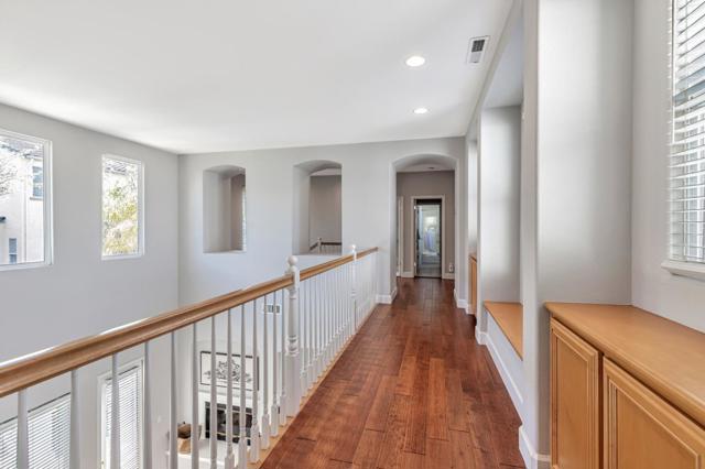 2645 Muirfield Way, Gilroy CA: https://media.crmls.org/mediaz/0b32efb4-ed1d-46c4-bb73-31c72d322379.jpg