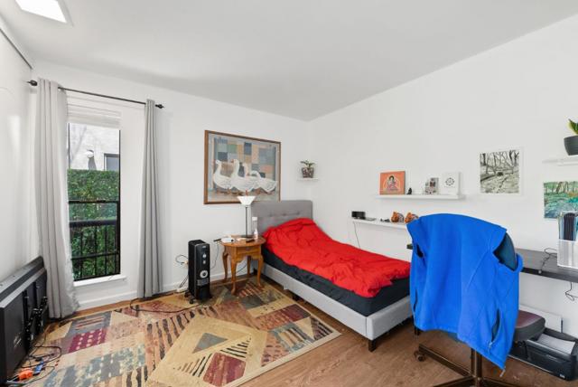 2005 Parrott Drive, San Mateo CA: https://media.crmls.org/mediaz/0b331dfd-8377-43e2-89e4-842c9dcdc057.jpg