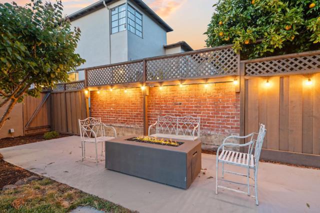 1547 Columbus Avenue, Burlingame CA: https://media.crmls.org/mediaz/0b335560-eca7-4b30-9af7-edb3ac6c39cf.jpg
