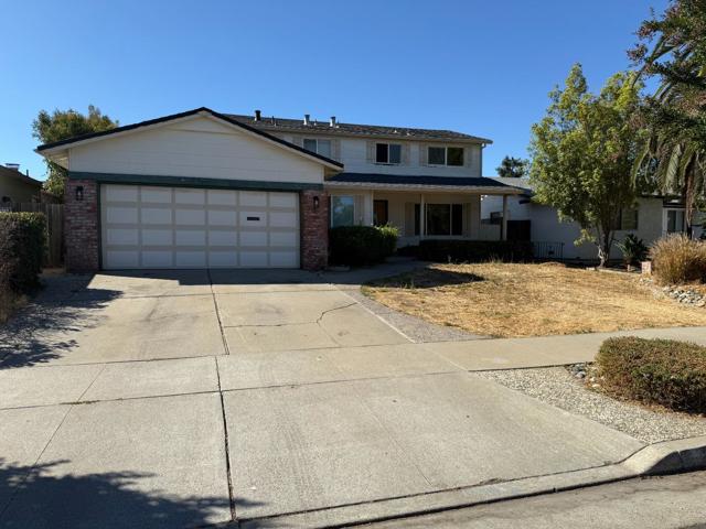 691 Faraone Drive, San Jose CA: https://media.crmls.org/mediaz/0b33ebb8-3f50-4642-85a0-a3a87183cae2.jpg