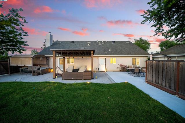 1969 Buena Vista Ave, Livermore CA: https://media.crmls.org/mediaz/0b3464ed-8601-447c-a66b-021bd0ac7afe.jpg