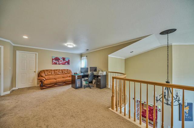 Image 23 of 35 For 9740 Linnet Court
