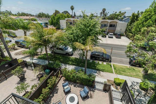 Detail Gallery Image 25 of 39 For 4057 Lamont St, San Diego,  CA 92109 - 3 Beds | 2/1 Baths