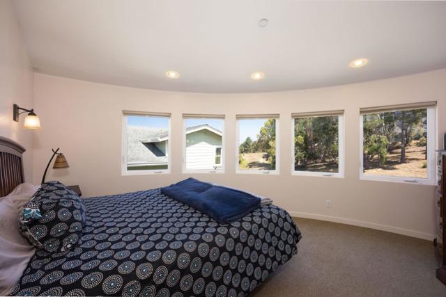 447 3rd Street, Montara CA: https://media.crmls.org/mediaz/0b34ea33-e9a8-4018-a0a5-41997102aa14.jpg