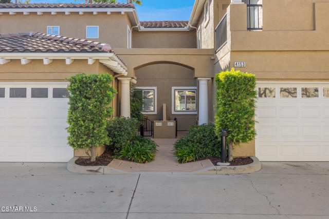 4153 Brookcrest Court, Moorpark CA: https://media.crmls.org/mediaz/0b3737fa-e3f1-4b18-a30f-0ffe5d881229.jpg