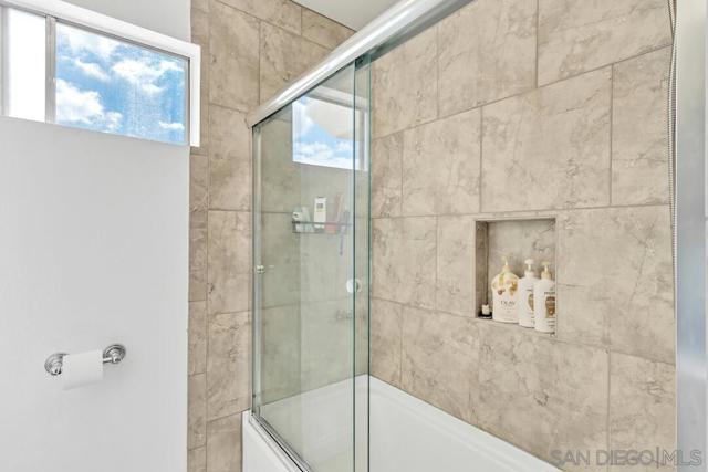 806 E 4Th Ave, Escondido CA: https://media.crmls.org/mediaz/0b37583e-8444-4315-8764-1b706d734960.jpg