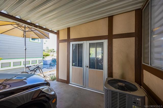 4650 Dulin Rd, Fallbrook CA: https://media.crmls.org/mediaz/0b378475-9429-43fe-a048-6e97ed88177f.jpg