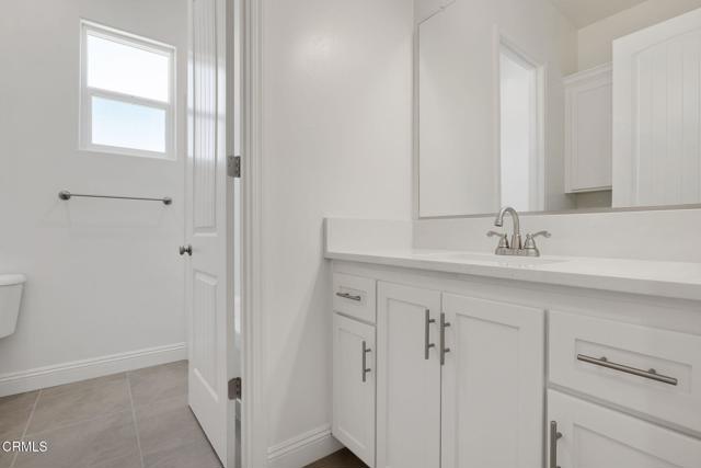 8707 Kenwick Street, Bakersfield CA: https://media.crmls.org/mediaz/0b38c6fc-5f2c-473e-beb8-215c076ac723.jpg