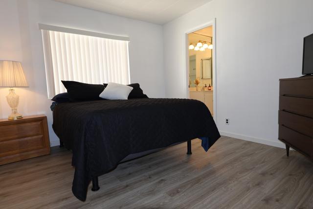 39880 Palm Greens Parkway, Palm Desert CA: https://media.crmls.org/mediaz/0b39a7a9-fe68-4e92-a0cc-6a37a155fc9b.jpg