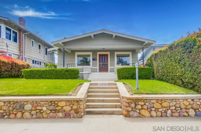 2019 Fort Stockton Dr, San Diego CA: https://media.crmls.org/mediaz/0b3c1eaa-27e4-4dd2-aa6d-c7f1756c3fd3.jpg
