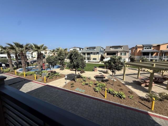 810 Santa Barbara Place, San Diego CA: https://media.crmls.org/mediaz/0b3d0fa4-f7ef-4983-b929-6dc0da7fc3b7.jpg