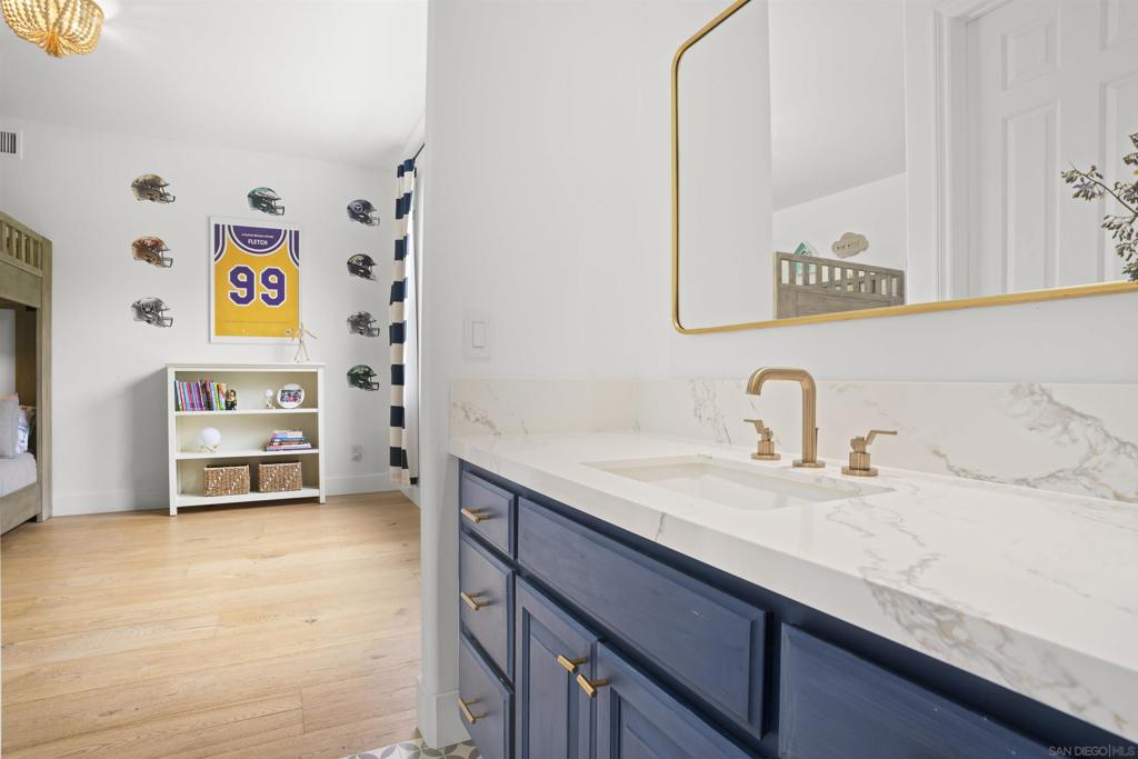 MLS #250040926SD image #40