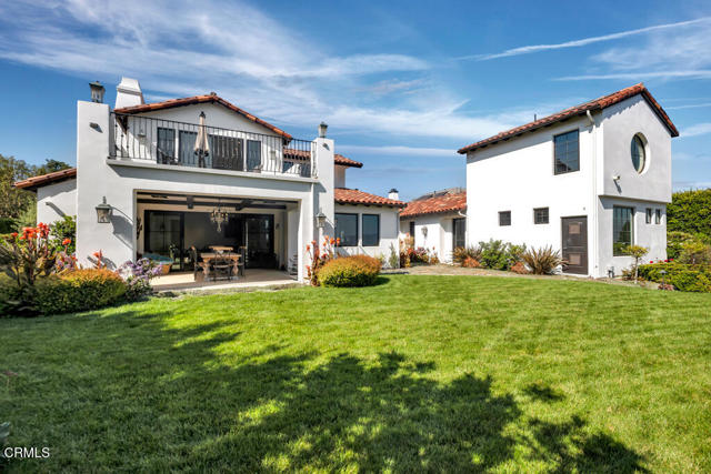 45 Valley Vista Drive, Camarillo CA: https://media.crmls.org/mediaz/0b3d727e-2fe5-4562-aad6-2ad39b20b6a5.jpg