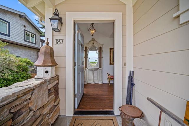 187 Sloat Ave, Pacific Grove CA: https://media.crmls.org/mediaz/0b3e292b-c2fe-49a8-be36-2f7f98beb48a.jpg