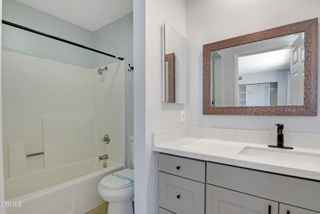 Detail Gallery Image 18 of 27 For 260 Mar Vista Ave #2,  Pasadena,  CA 91106 - 2 Beds | 2/1 Baths